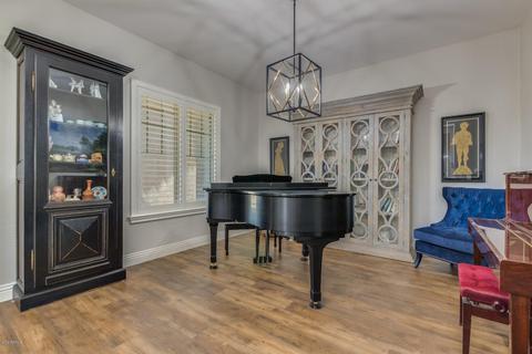 895 E Bridgeport Pkwy, Gilbert, AZ 85295 photo 13