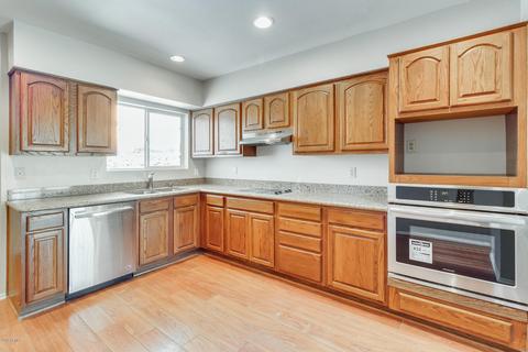 811 E Mclellan Blvd, Phoenix, AZ 85014 photo 2