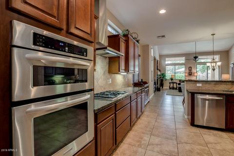 2731 E Janelle Way, Gilbert, AZ 85298 photo 4