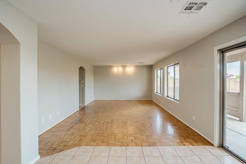 2718 E Valencia Dr, Phoenix, AZ 85042 photo 9