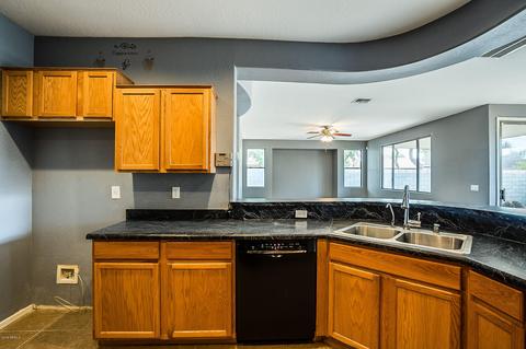 3421 S 73rd Dr, Phoenix, AZ 85043 photo 8