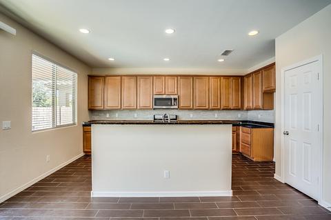2957 E Glenhaven Dr, Phoenix, AZ 85048 photo 6