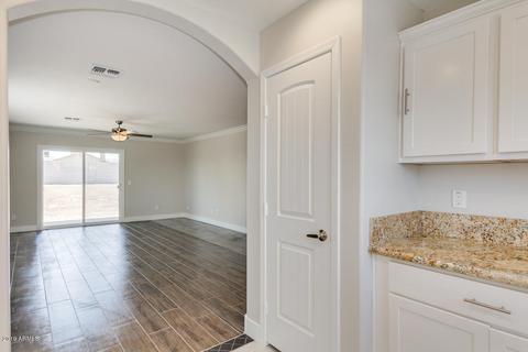 2703 E Southgate Ave, Phoenix, AZ 85040 photo 19