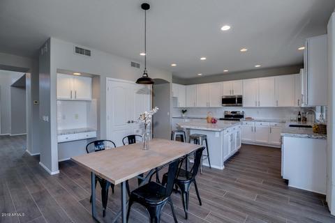 9903 E Meseto Ave, Mesa, AZ 85209 photo 6