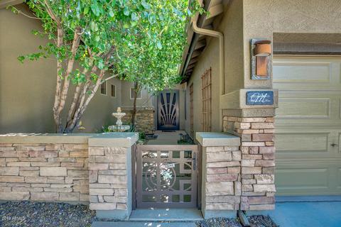 6995 S Magic Ct, Gilbert, AZ 85298 photo 4