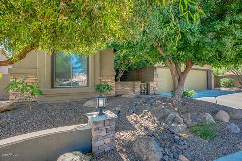6995 S Magic Ct, Gilbert, AZ 85298 photo 3