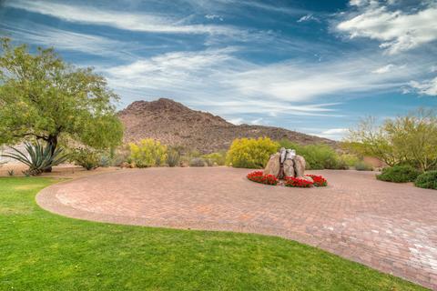 2560 E Ocotillo Rd, Phoenix, AZ 85016 photo 4