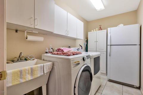 913 E Knoll St, Mesa, AZ 85203 photo 22