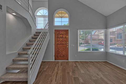 3801 E Orchid Ln, Phoenix, AZ 85044 photo 4