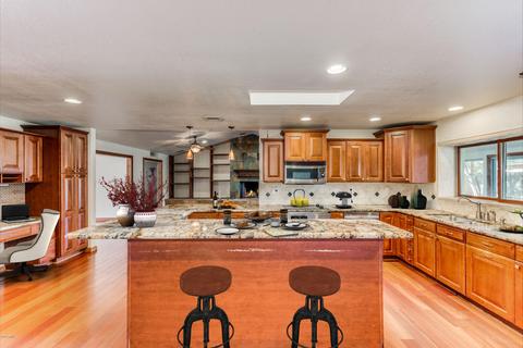 336 E Gardenia Dr, Phoenix, AZ 85020 photo 4
