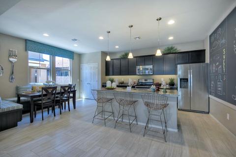 155 N 56th Pl, Mesa, AZ 85205 photo 3