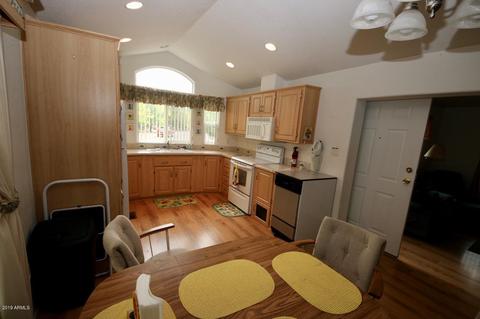 2241 Rodeo Rd, Overgaard, AZ 85933 photo 6
