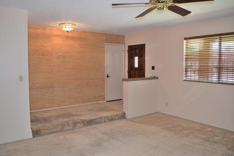 602 E Meadow Ln, Phoenix, AZ 85022 photo 2