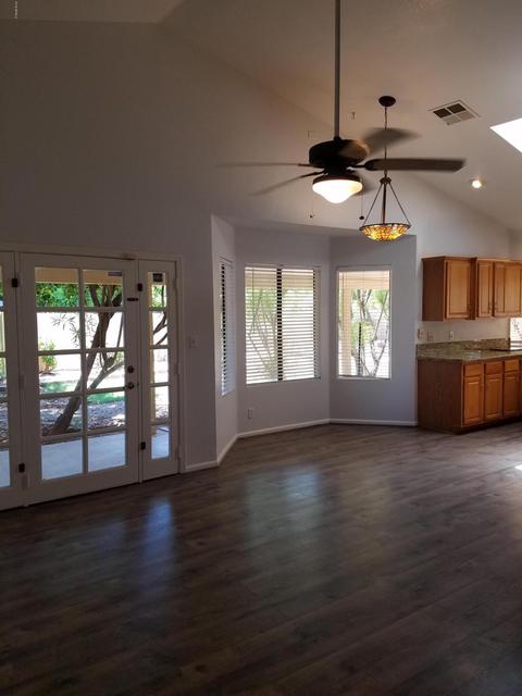5603 E Greenway Cir, Mesa, AZ 85205 photo 8