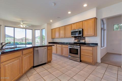 4633 E Robin Ln, Phoenix, AZ 85050 photo 11