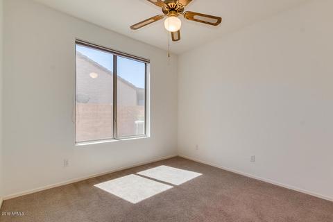 4633 E Robin Ln, Phoenix, AZ 85050 photo 16