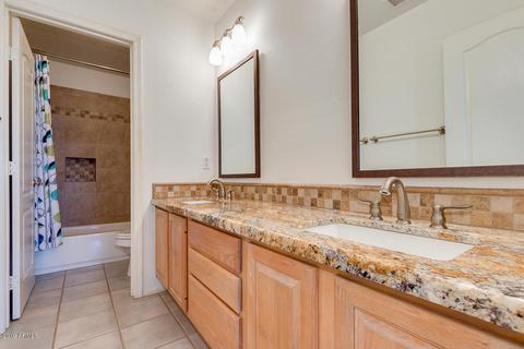 4633 E Robin Ln, Phoenix, AZ 85050 photo 30
