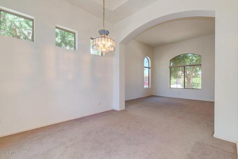 4633 E Robin Ln, Phoenix, AZ 85050 photo 8