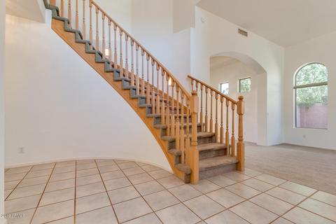4633 E Robin Ln, Phoenix, AZ 85050 photo 4