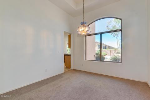 4633 E Robin Ln, Phoenix, AZ 85050 photo 9