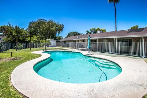 1339 E Marshall Ave, Phoenix, AZ 85014 photo 2