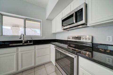 4216 E South Fork Dr, Phoenix, AZ 85044 photo 10