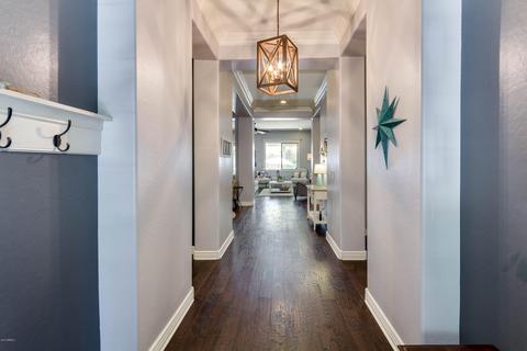 2049 E Gillcrest Ct, Gilbert, AZ 85298 photo 4