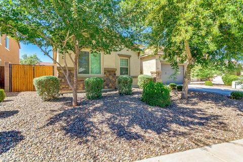 2049 E Gillcrest Ct, Gilbert, AZ 85298 photo 2