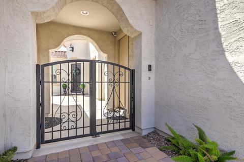 3015 E Branham Ln, Phoenix, AZ 85042 photo 5