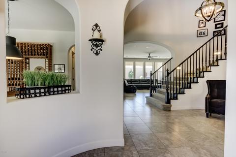 3015 E Branham Ln, Phoenix, AZ 85042 photo 7