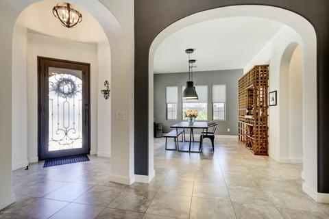 3015 E Branham Ln, Phoenix, AZ 85042 photo 9