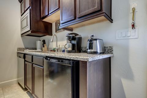 3015 E Branham Ln, Phoenix, AZ 85042 photo 63