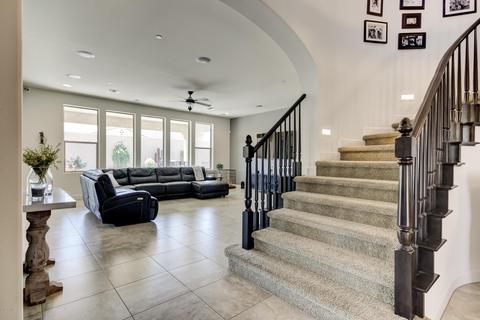 3015 E Branham Ln, Phoenix, AZ 85042 photo 12