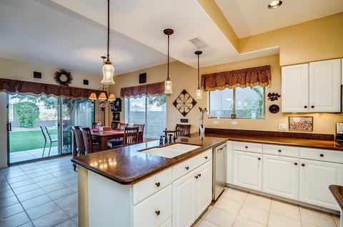 4331 E Prickly Pear Trl, Phoenix, AZ 85050 photo 9
