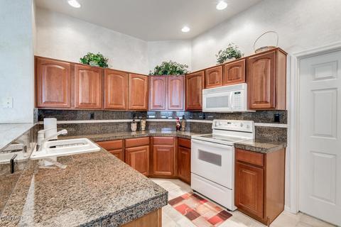 3131 E Legacy Dr #2008, Phoenix, AZ 85042 photo 12