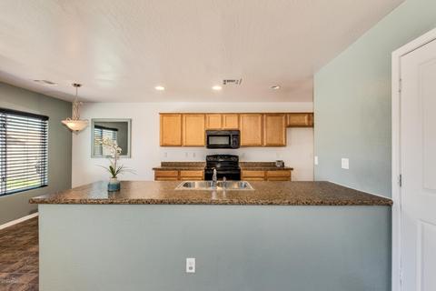 5804 S 10th Dr, Phoenix, AZ 85041 photo 6