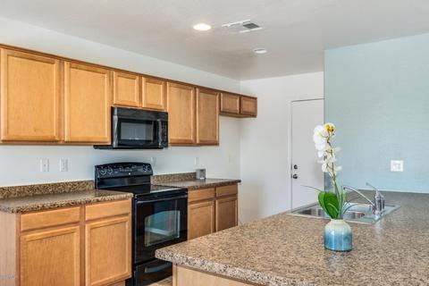 5804 S 10th Dr, Phoenix, AZ 85041 photo 7