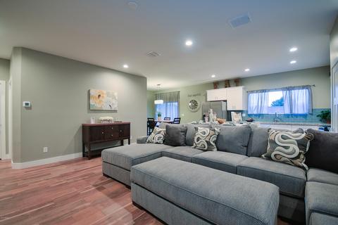 5013 S 11th Pl, Phoenix, AZ 85040 photo 6