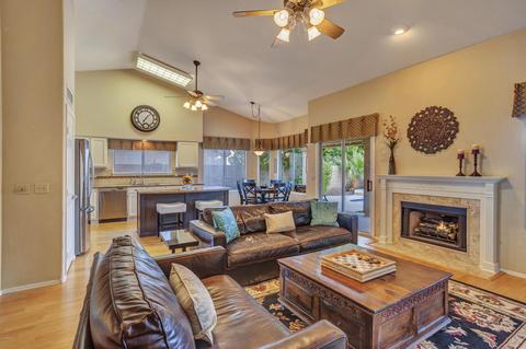 4303 E Thistle Landing Dr, Phoenix, AZ 85044 photo 13