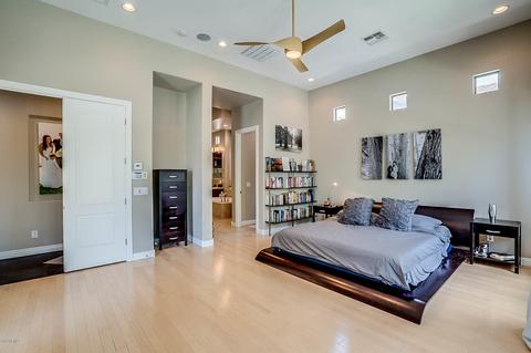 694 E Sunburst Ln, Tempe, AZ 85284 photo 32