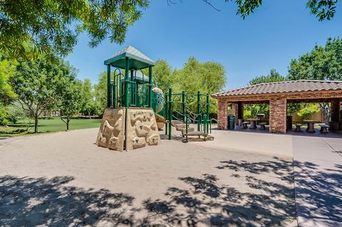 694 E Sunburst Ln, Tempe, AZ 85284 photo 76