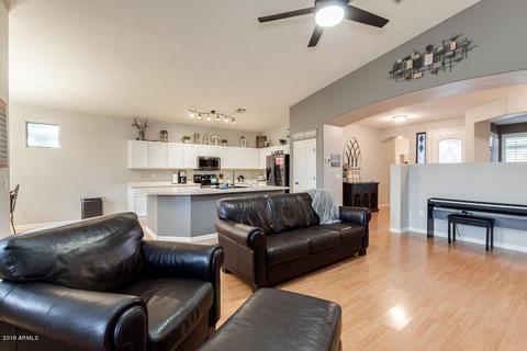 1674 E Washington Ct, Gilbert, AZ 85234 photo 11