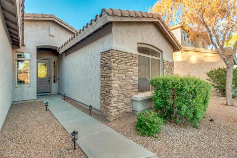 1674 E Washington Ct, Gilbert, AZ 85234 photo 4