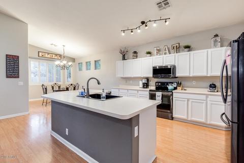 1674 E Washington Ct, Gilbert, AZ 85234 photo 12