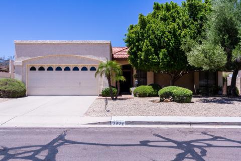 3808 E Cathedral Rock Dr, Phoenix, AZ 85044 photo 2