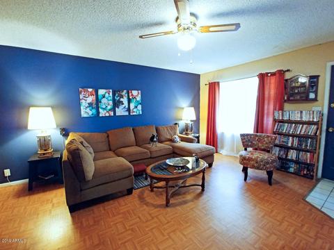 2318 E Laurel Ln, Phoenix, AZ 85028 photo 5