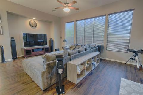 8514 S 28th Pl, Phoenix, AZ 85042 photo 13