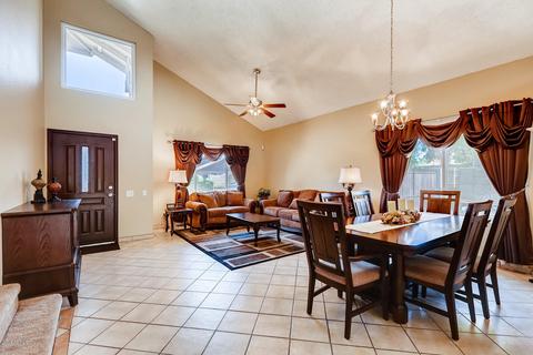 901 E Inca St, Mesa, AZ 85203 photo 4