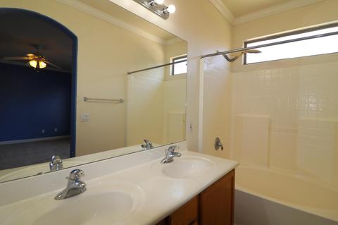4340 E Oxford Ln, Gilbert, AZ 85295 photo 9