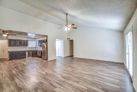4140 E Nancy Ln, Phoenix, AZ 85042 photo 10
